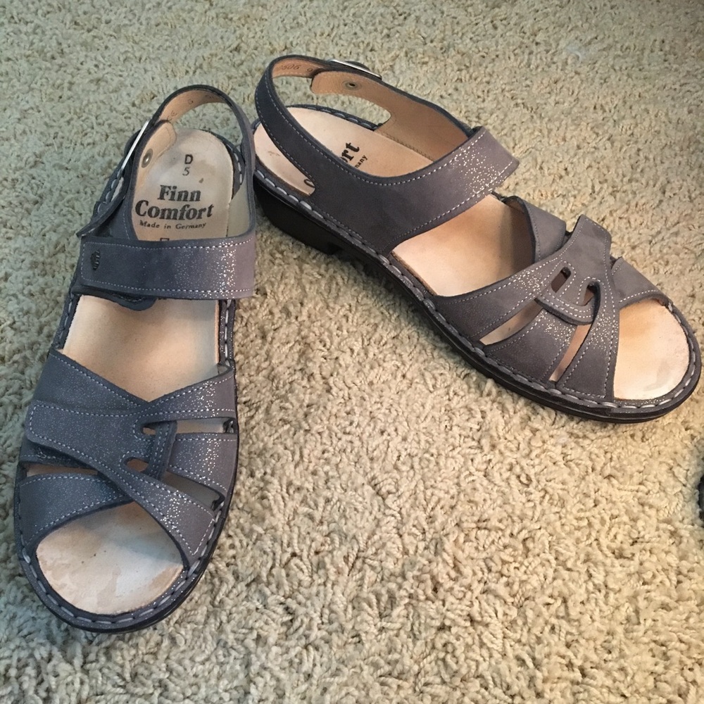 FINN COMFORT SANDALS